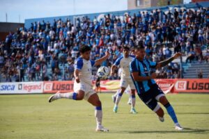 Tropezón y a seguir